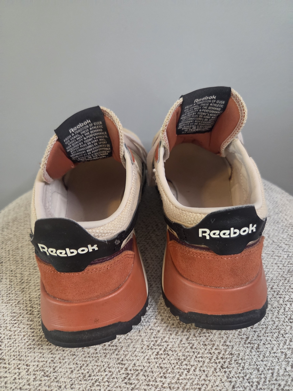 Reebok Men's Beige & Rust Beige-Black Retro Sneakers - Picture 4 of 6